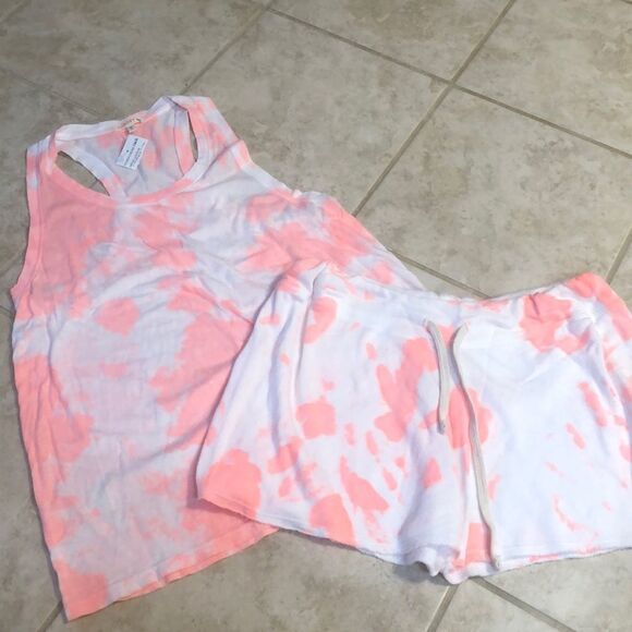 NWT Sundry Pop of Peach Tie Dye Shorts and Tank Set - Picture 1 of 4
